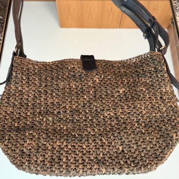 NWOT Brown Rafia Beach Satchel with Leather Strap and Details - Picture 4 of 7